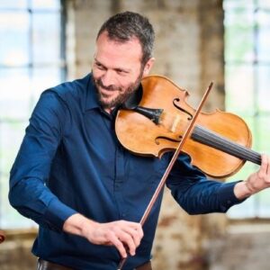 Gary Pomeroy playing viola